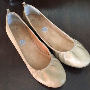 A.N.A Sicily Nude/Tan Flats